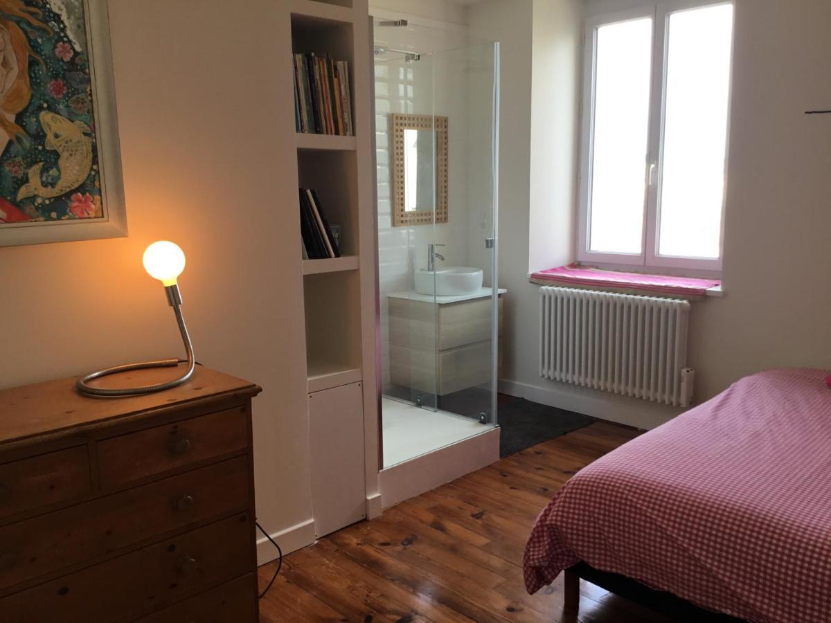 Loft En Duplex Avec Terrasse Halles Apartamento
