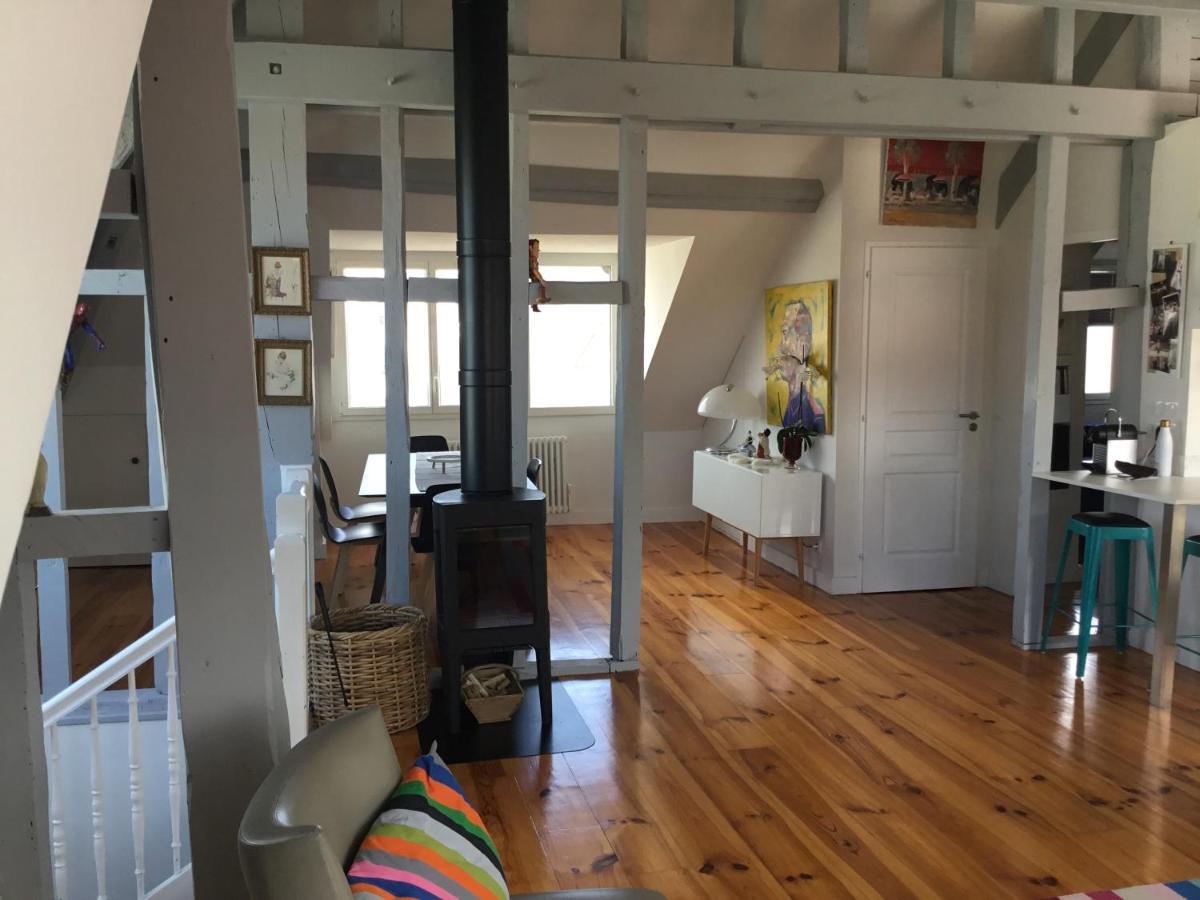 Loft En Duplex Avec Terrasse Halles *