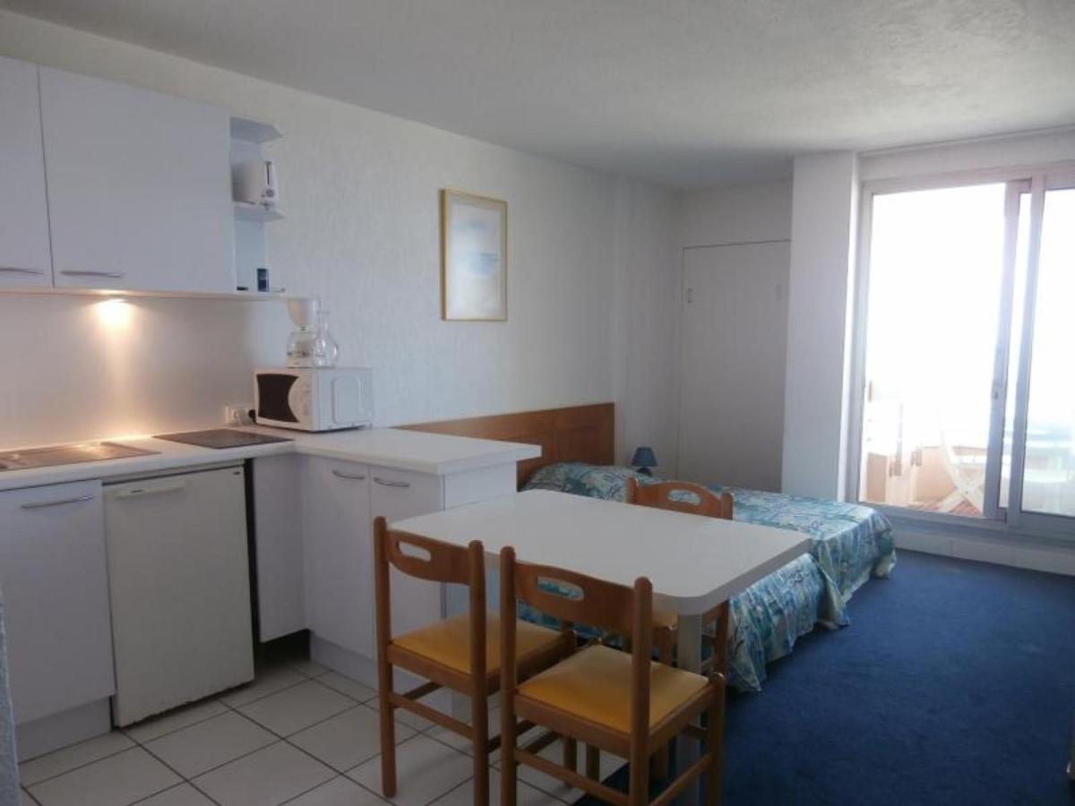 Studio Avec Piscine Face A La Mer A - Fr-1-3-430 *