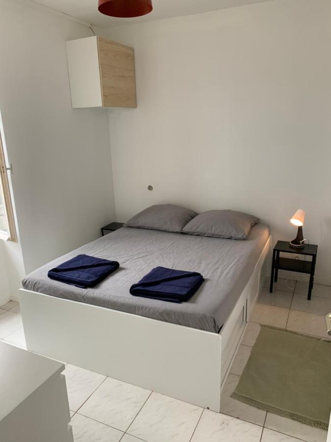 Centre, Pres Avenue De Verdun- Et Casino A 10 Mn A Pied- 4 Personnes -rdc Apartment *