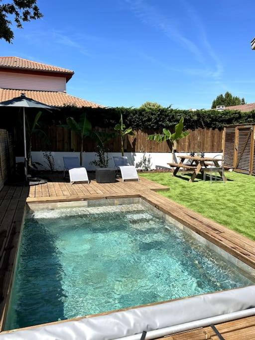 Hébergement de vacances Avec Piscine Privee Chauffee
