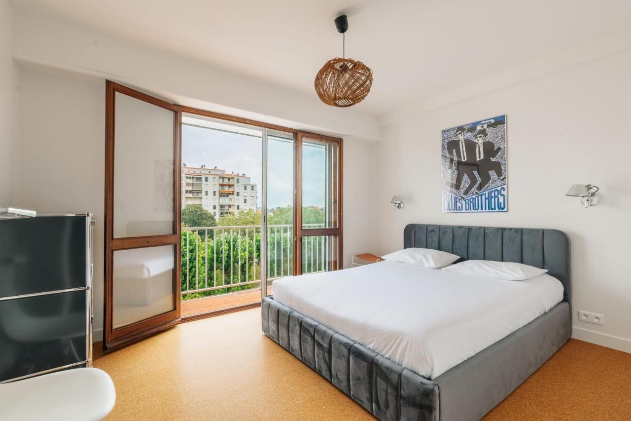 Sixties 64 2 Bedrooms With A Balcony And Parking In Apartment *