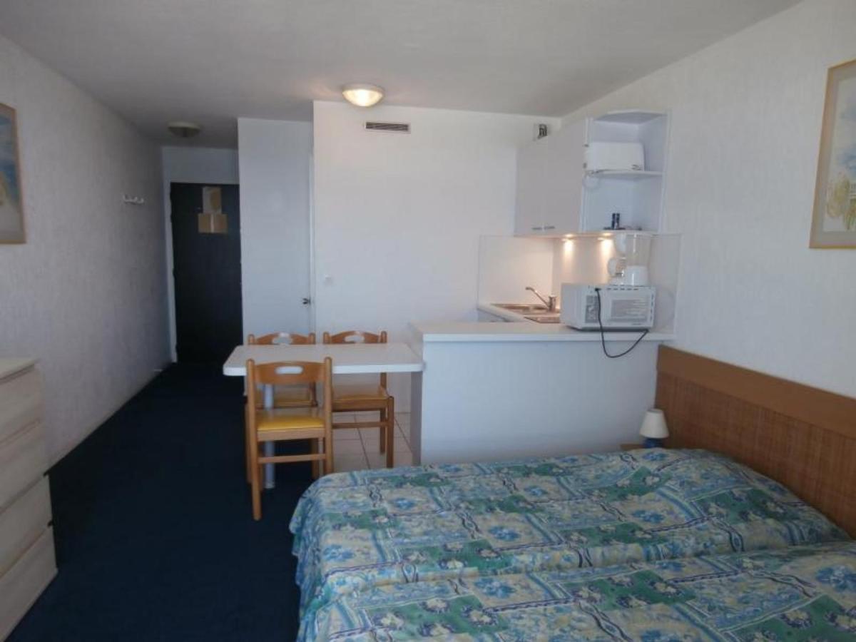 Studio Avec Piscine Face A La Mer A - Fr-1-3-430 Apartment Biarritz
