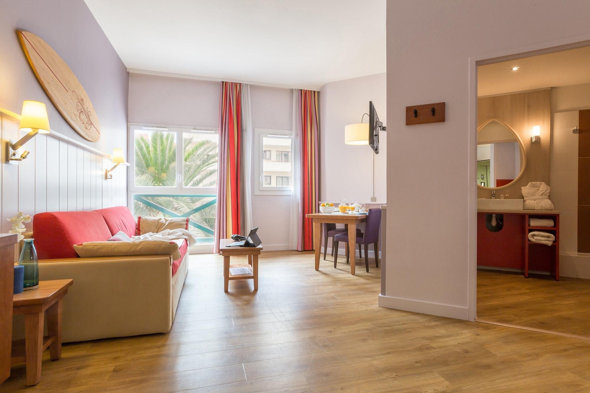 Pierre & Premium Haguna Aparthotel