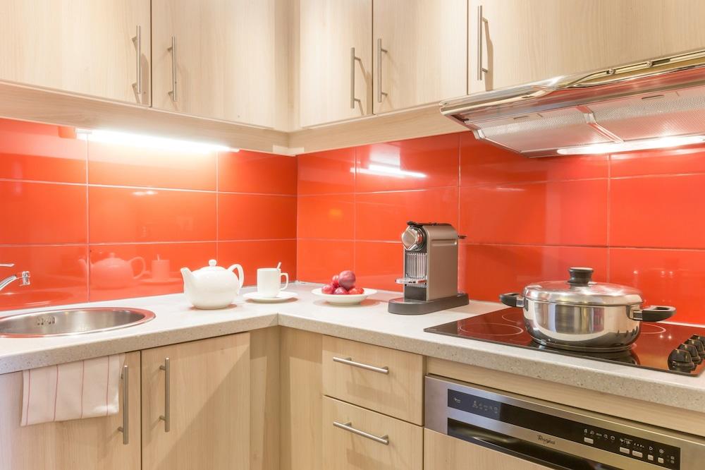 Pierre & Premium Haguna Aparthotel 4*