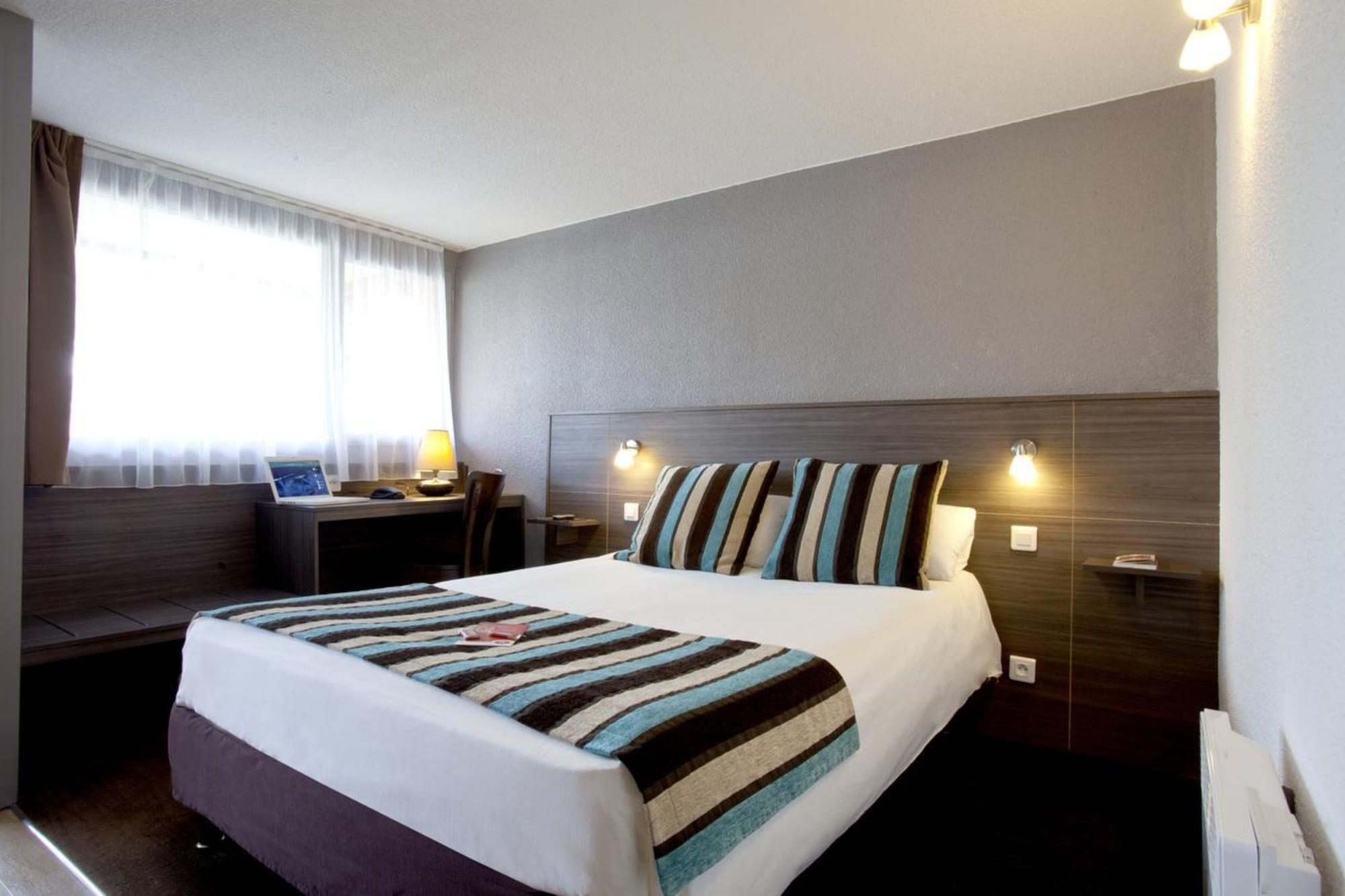 Hotel Sure By Best Western Aeroport 3*