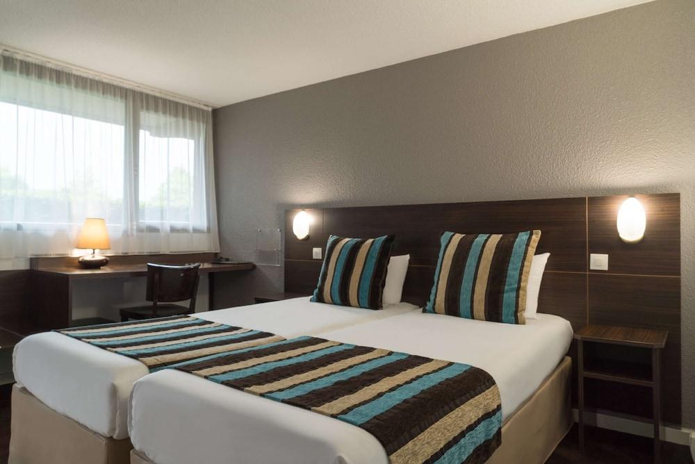 Sure By Best Western Aeroport 3* Biarritz