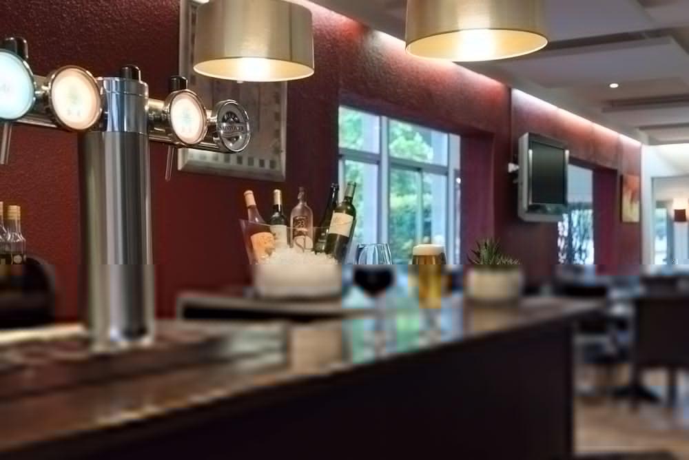 Hotel Sure By Best Western Aeroport 3*