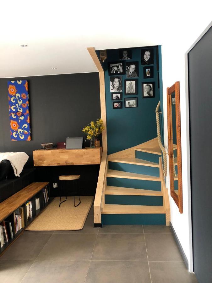 A Avec Une Terrasse Un Spa Et Parking