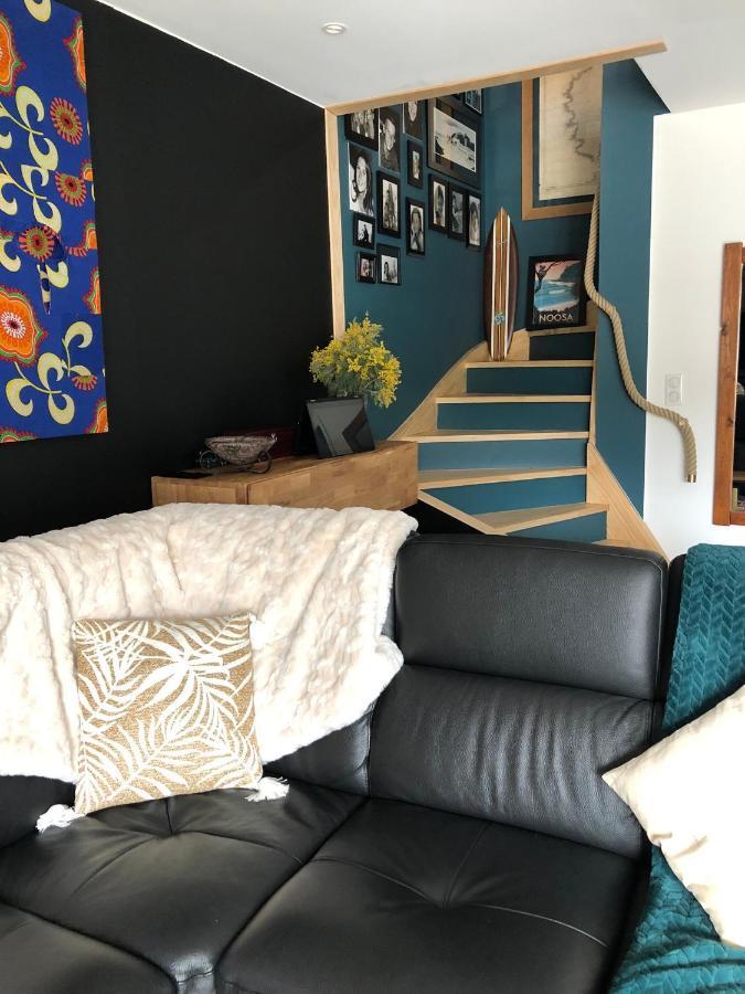 A Avec Une Terrasse Un Spa Et Parking
