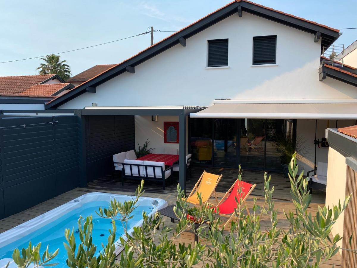 A Avec Une Terrasse Un Spa Et Parking * Biarritz