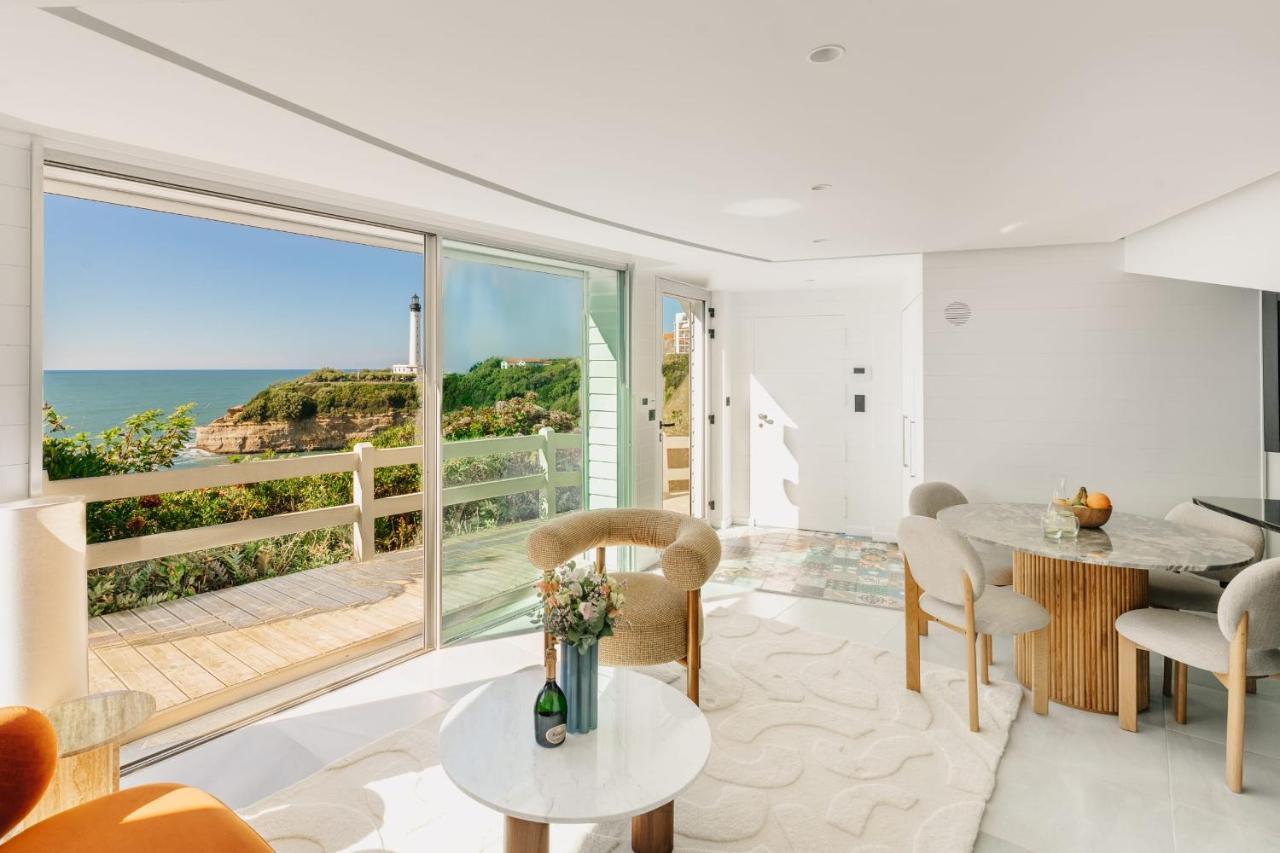 Light House Apartment *