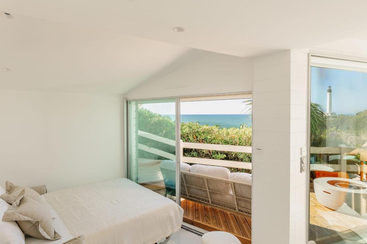 Light House Apartment *
