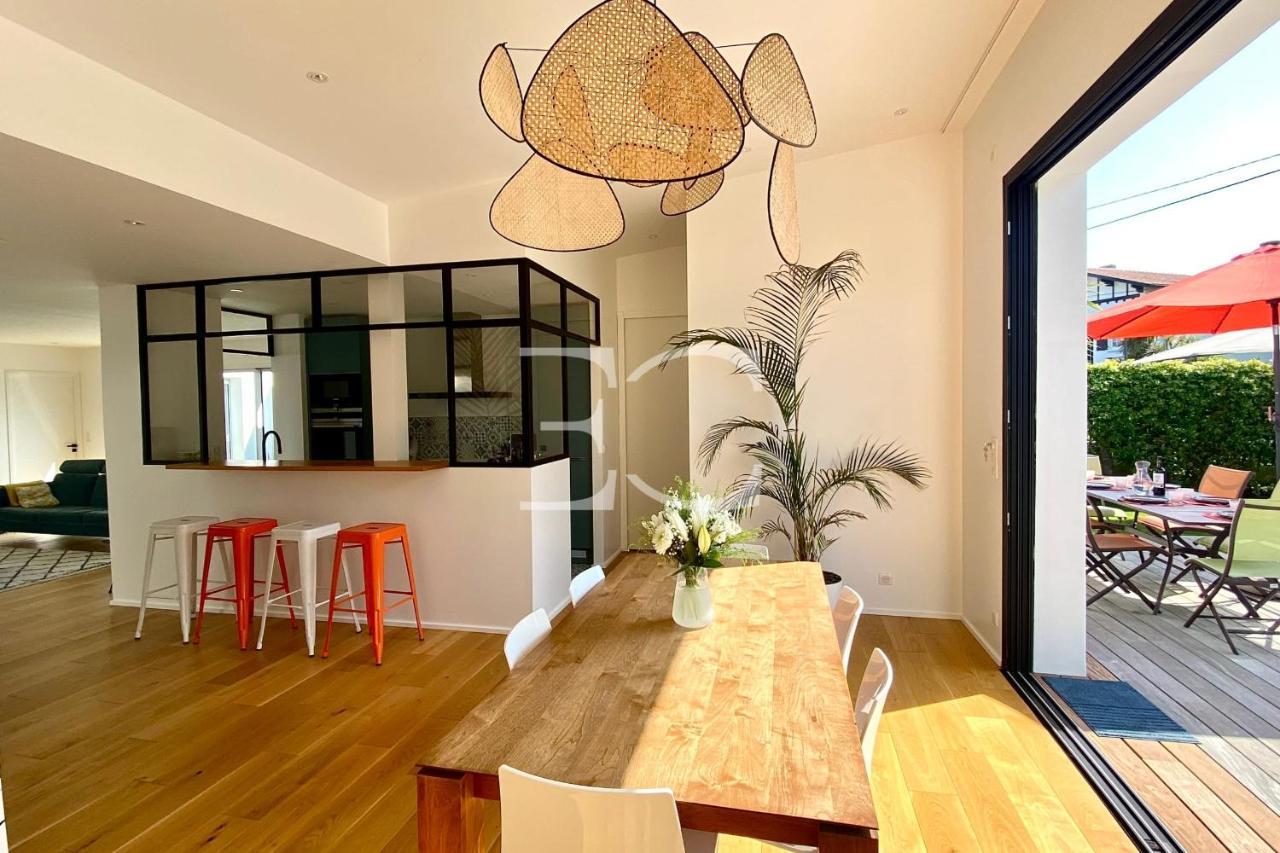 Easy Cles- Center 3 Bedrooms Ac Villa *