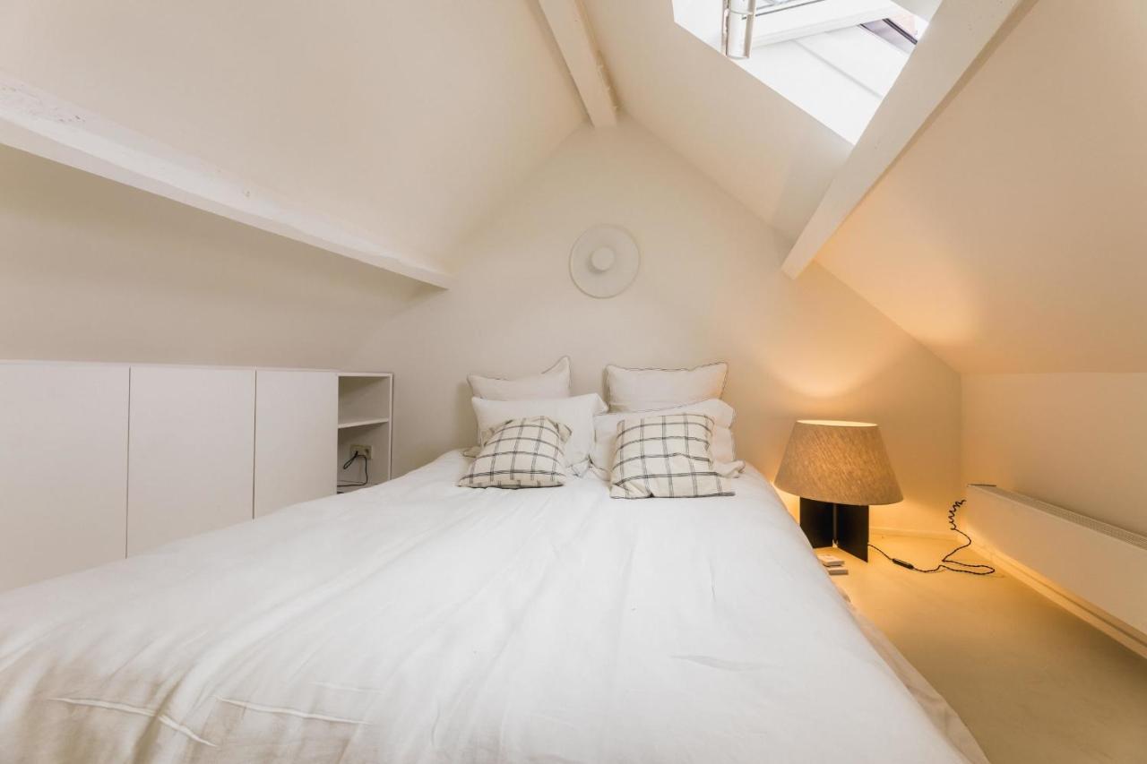 Aia Keyweek Quiet Town House
