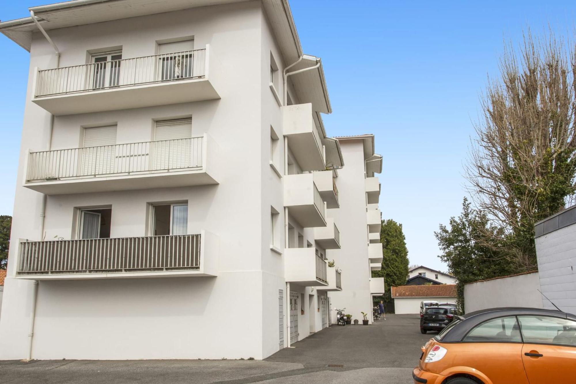 Apartment T3 Design Et Familial Avec Parking Proche Commodites