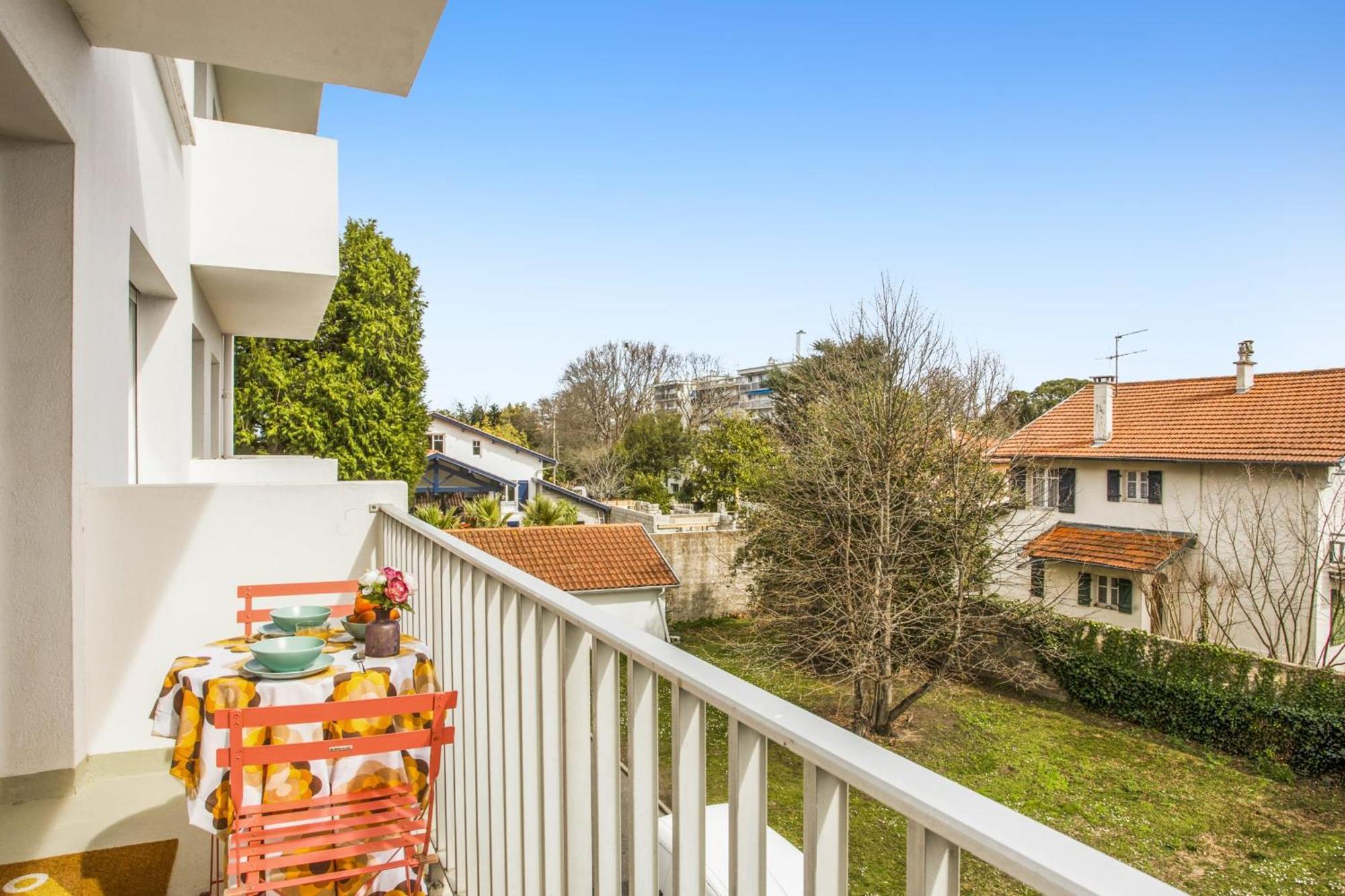 T3 Design Et Familial Avec Parking Proche Commodites Biarritz