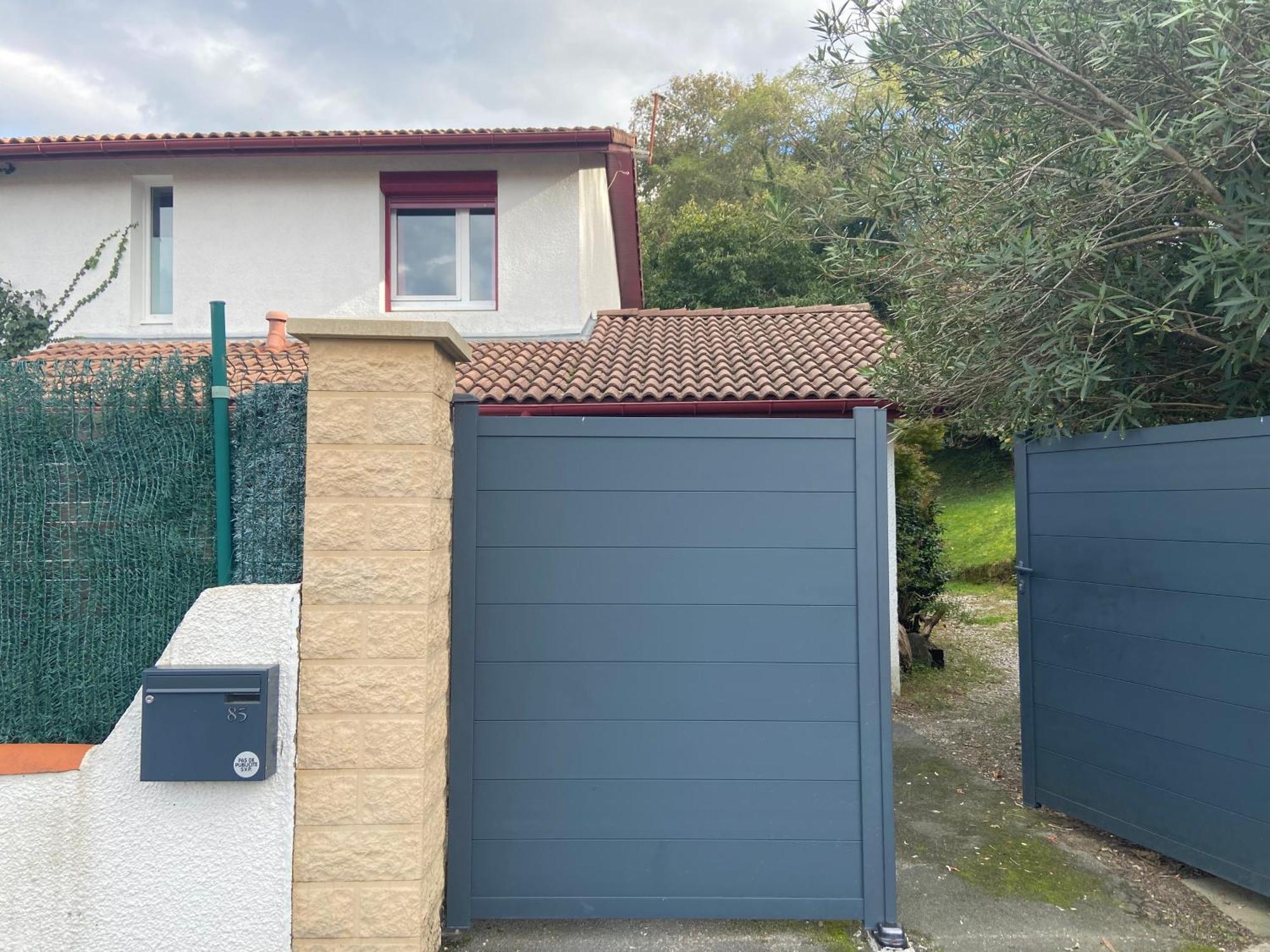 Independant Au Calme A Homestay Biarritz