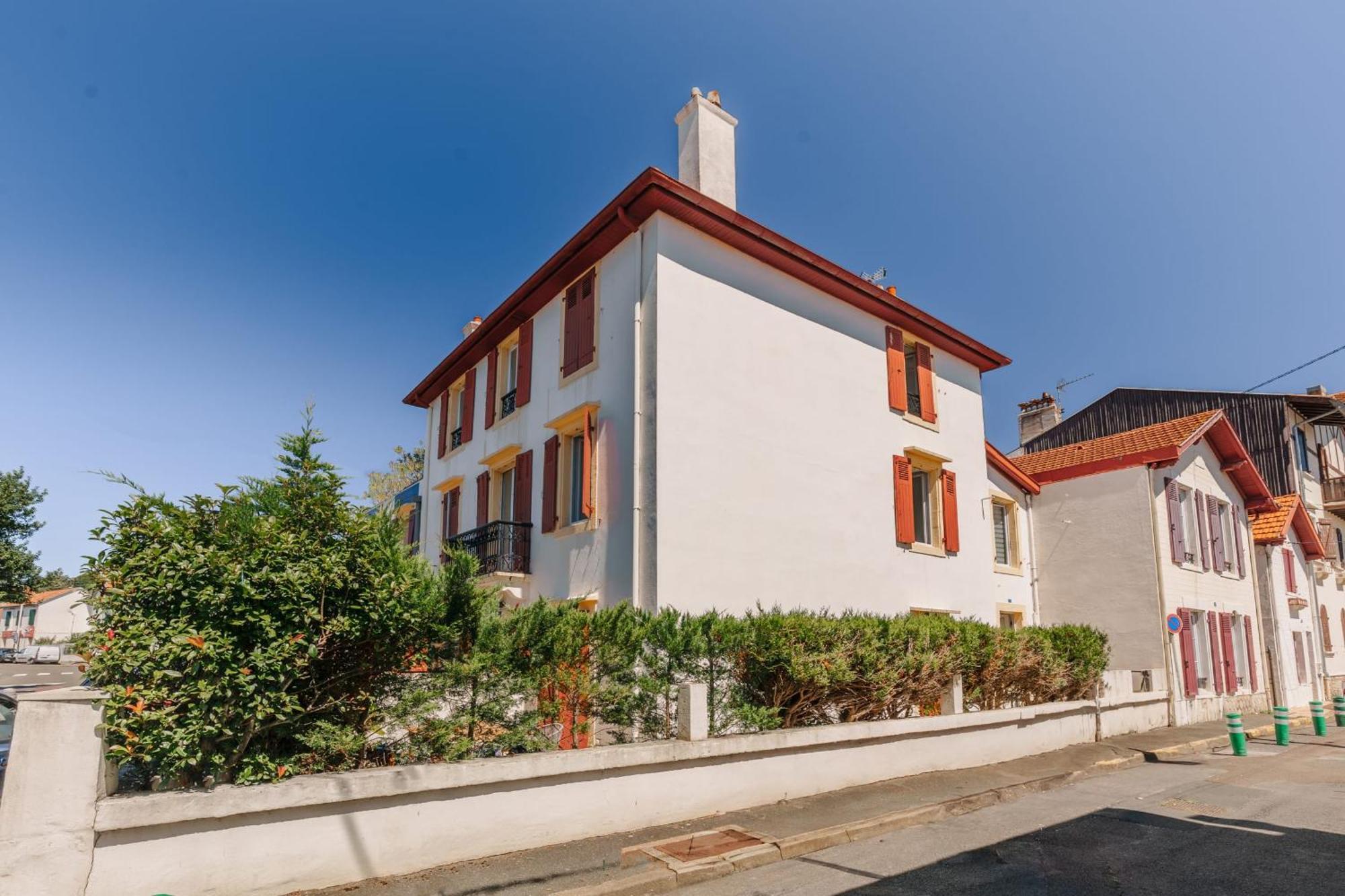 T2 Les Alteas - Cozy & Modern - Quiet Area - Center Biarritz