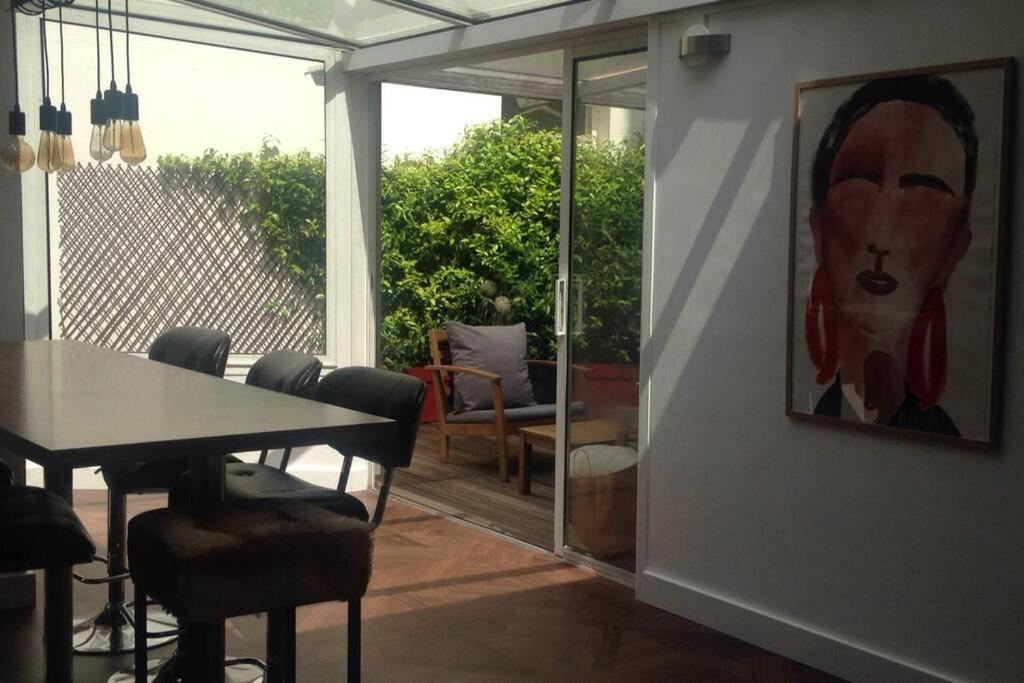 Charming Center-grande 5 Min Walking Apartment