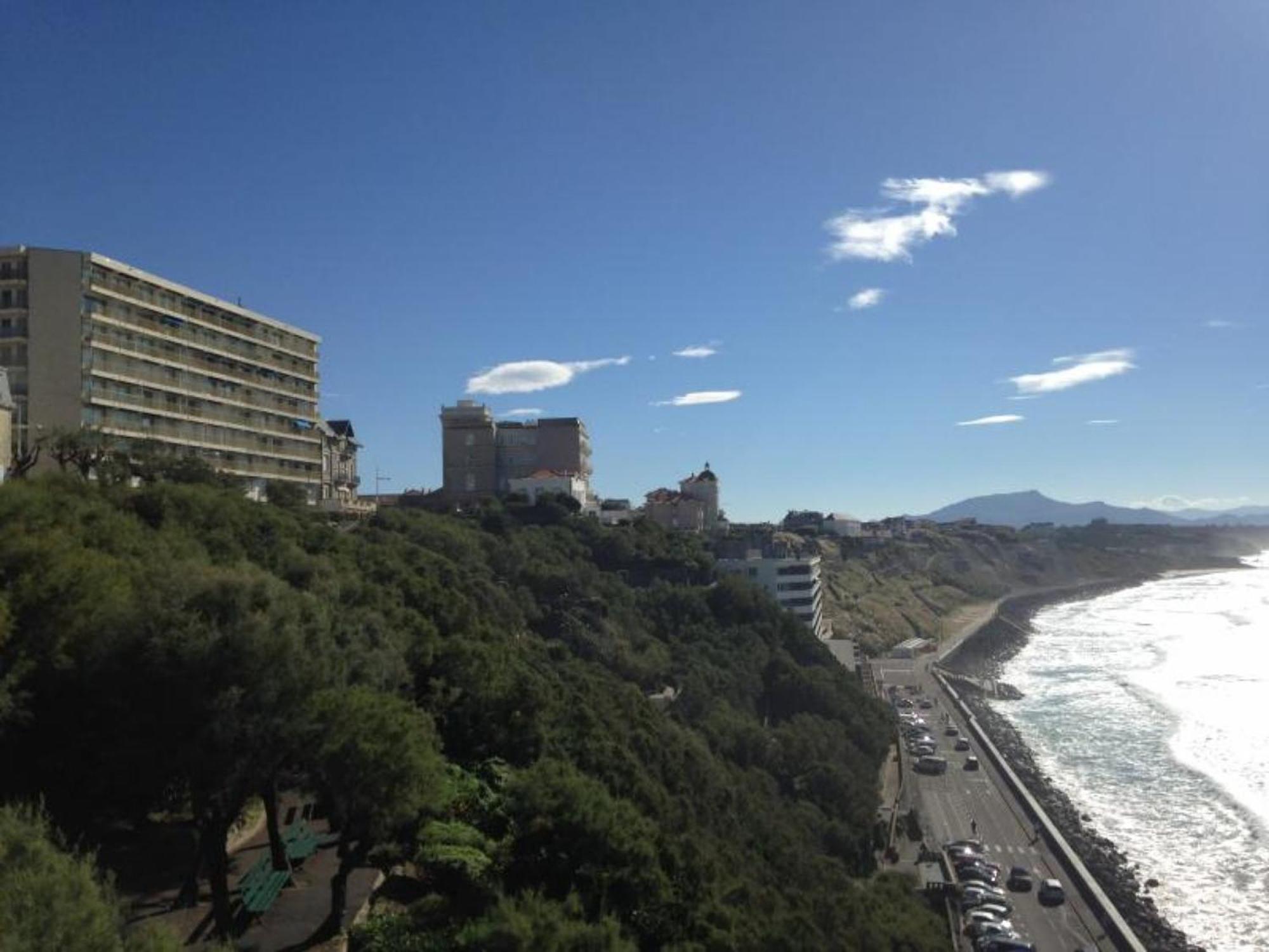 Studio Avec Piscine Face A La Mer A - Fr-1-3-430 Apartment *
