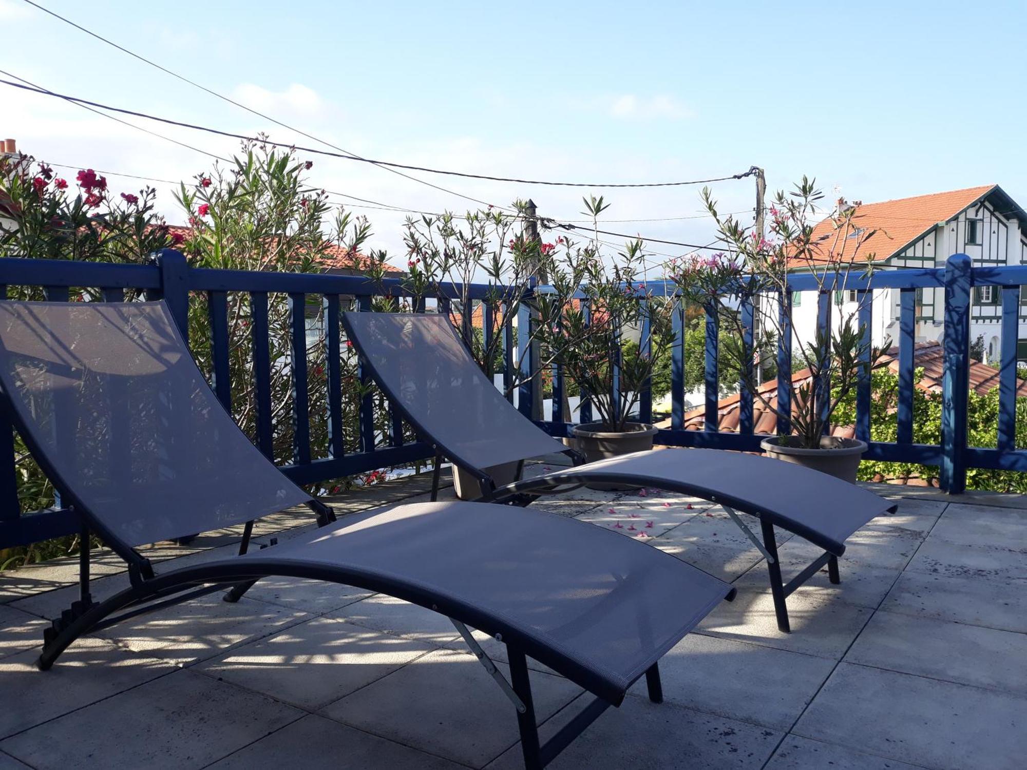 Appartement Avec Terrasse A Beaurivage Biarritz