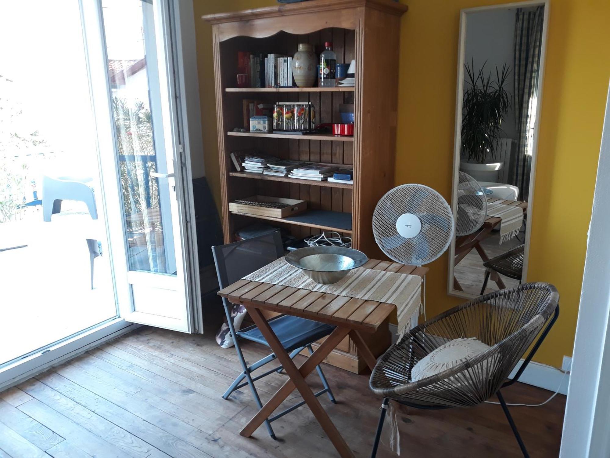 Appartement Avec Terrasse A Beaurivage