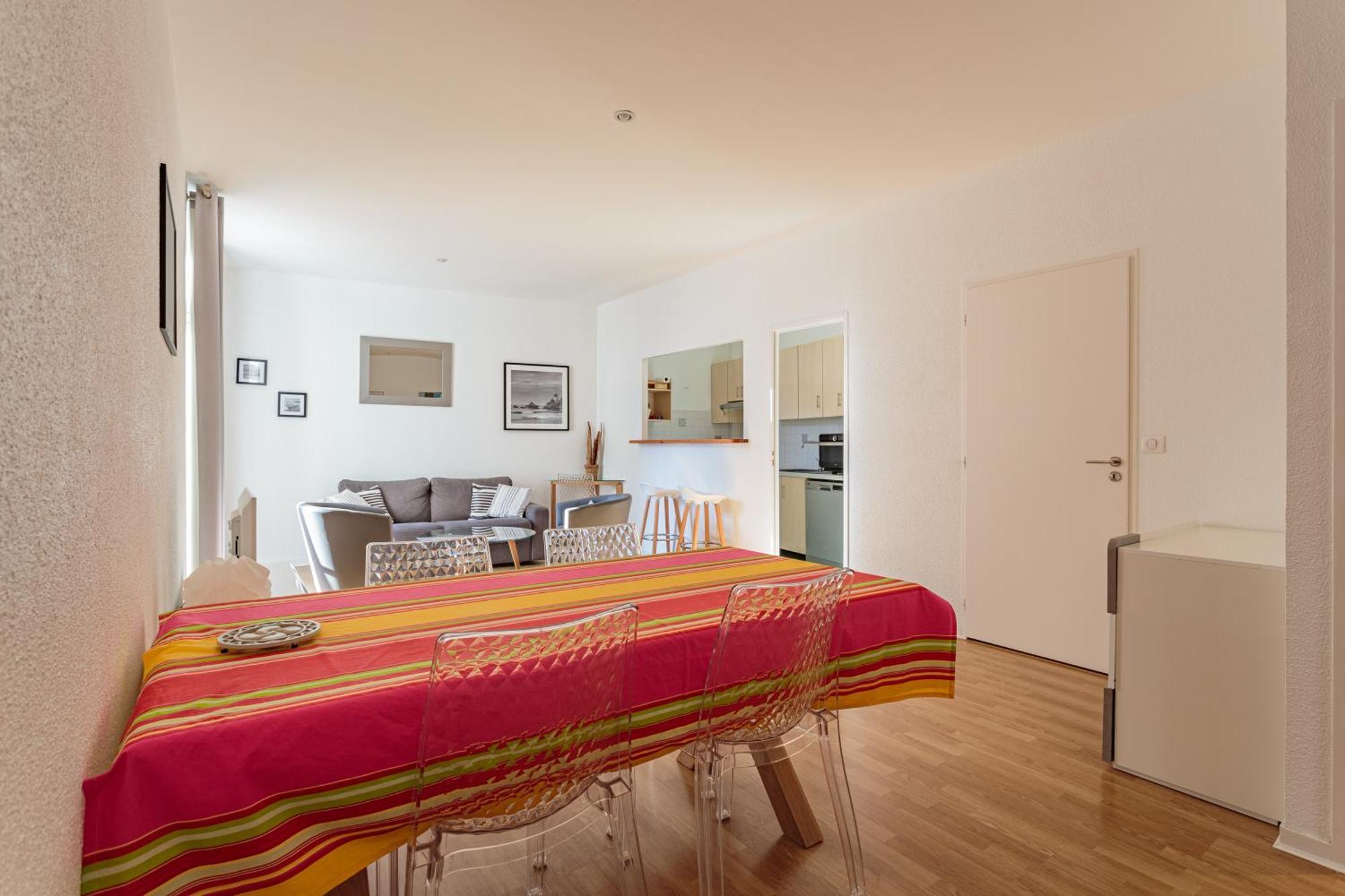 Moderne En Plein Centre Et Proche De La Apartment