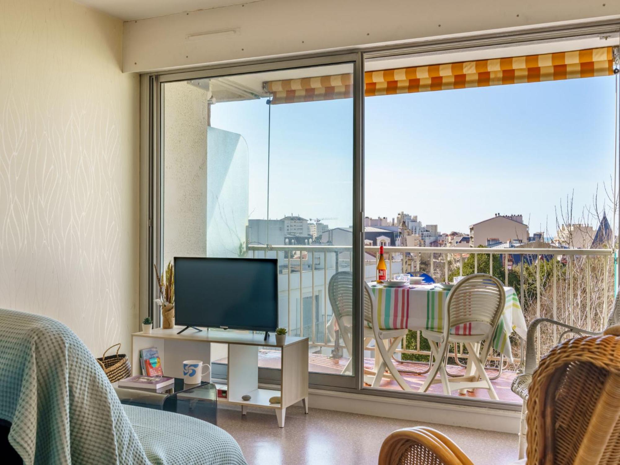 Apartment Imperatrice-2 By Interhome