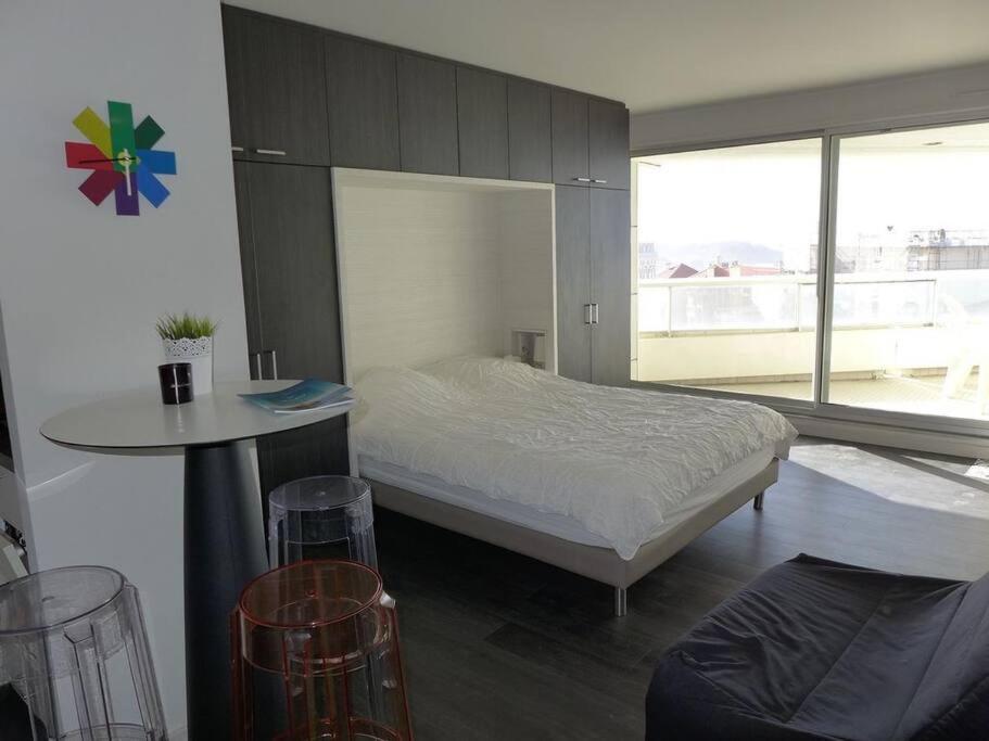 Superbe Studio Miramar Plein Sud, Pieds Dans L'eau Biarritz