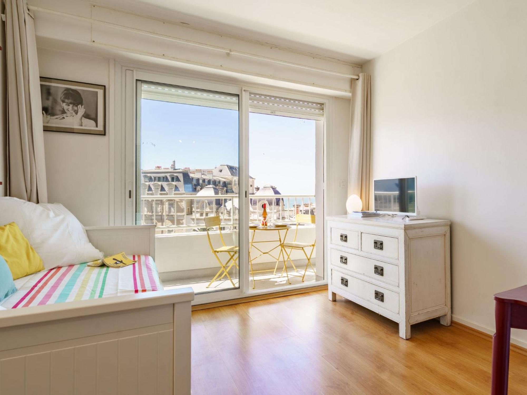 Apartment Bellevue Clemenceau By Interhome *