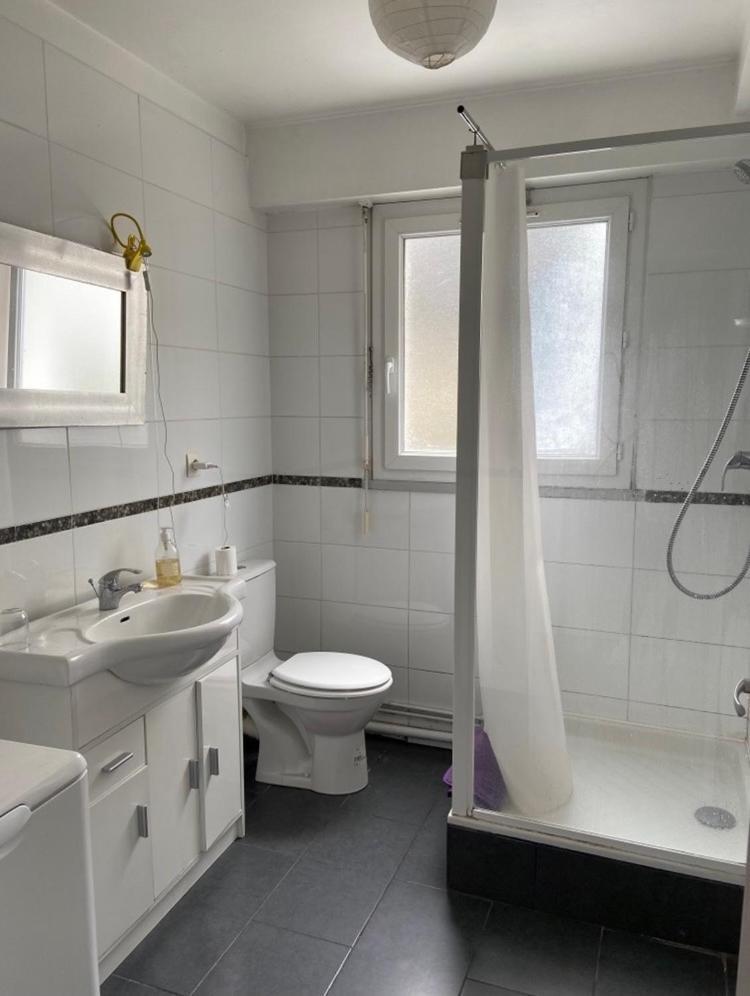 Appartement Proche Centre T2 Avec Terrasse Biarritz