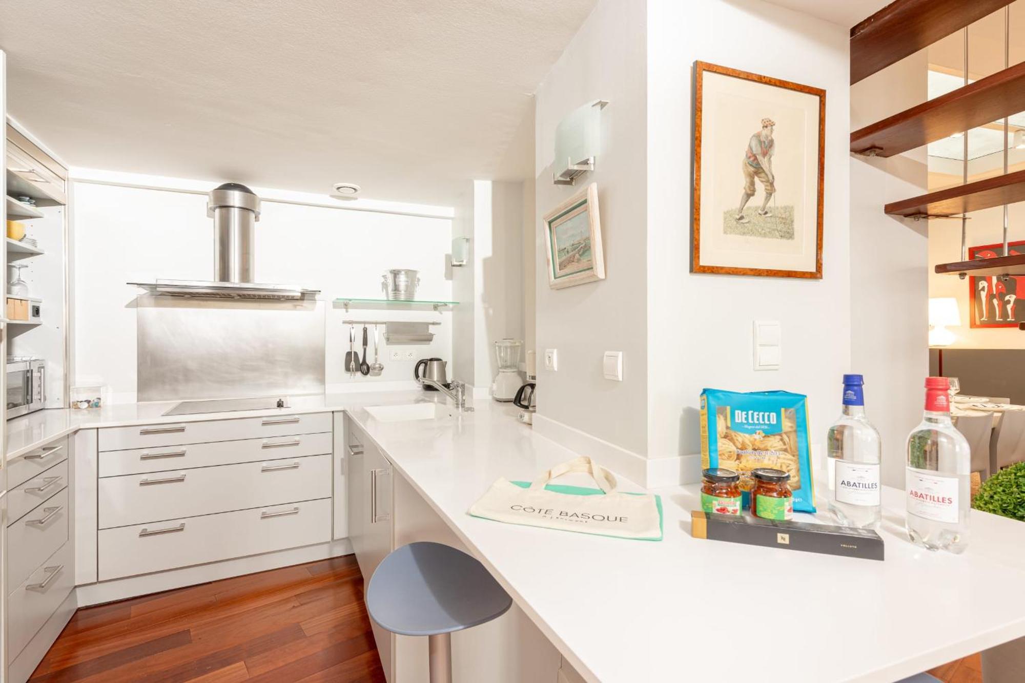Moana Keyweek Sea View Downtown Apartment