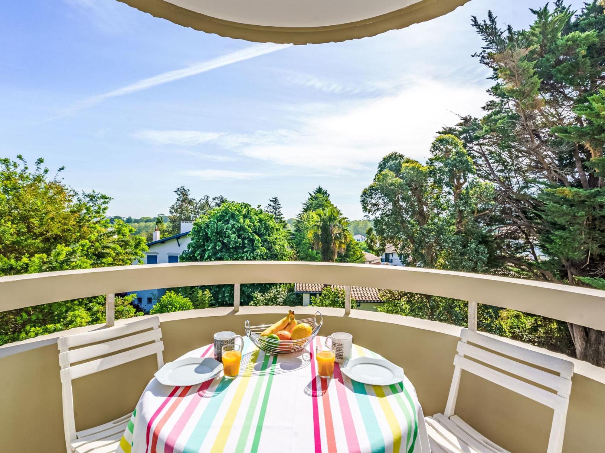 Apartment Super Prive By Interhome Biarritz