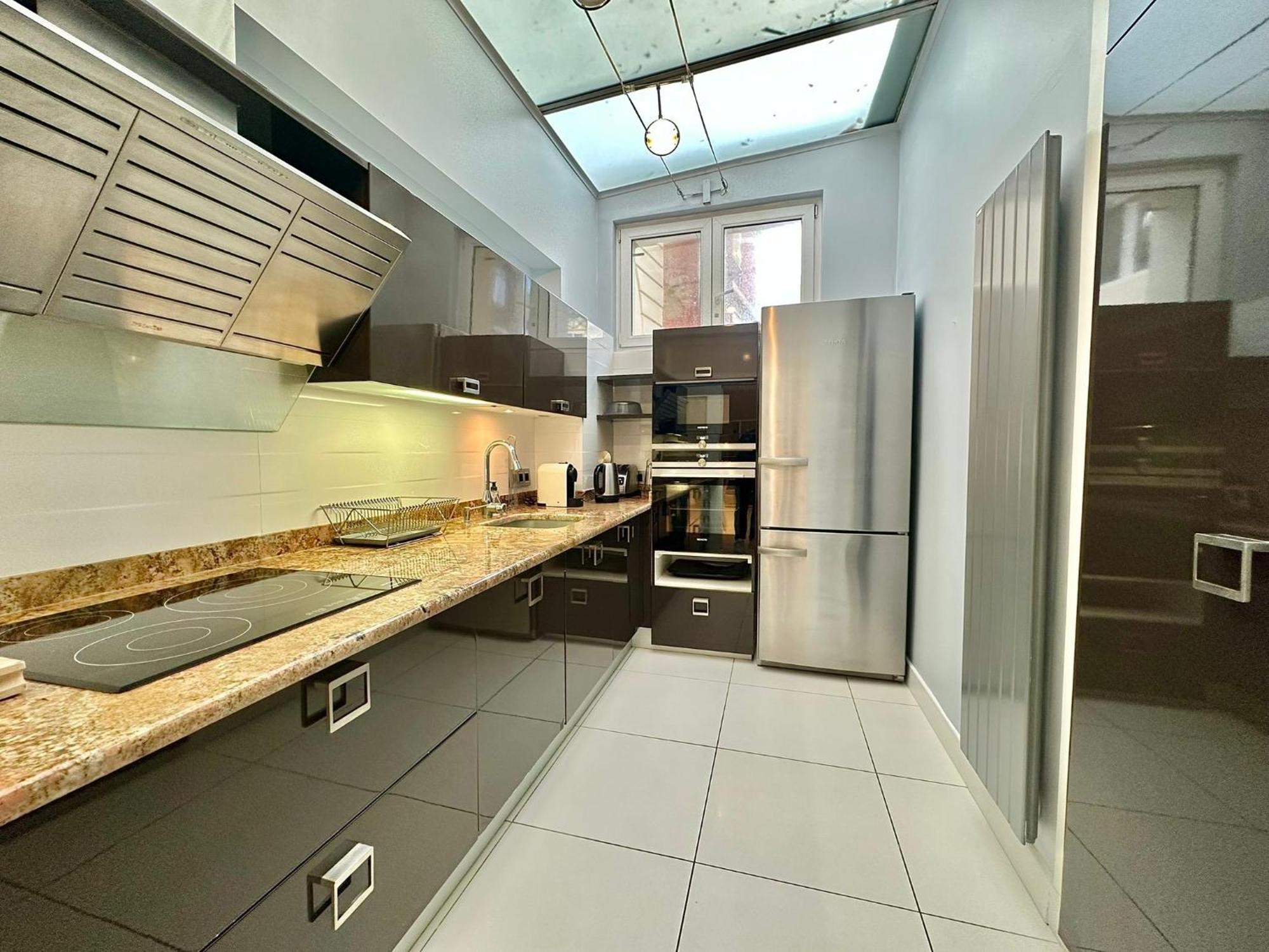 Grande - T3 Carlton -70m2 *