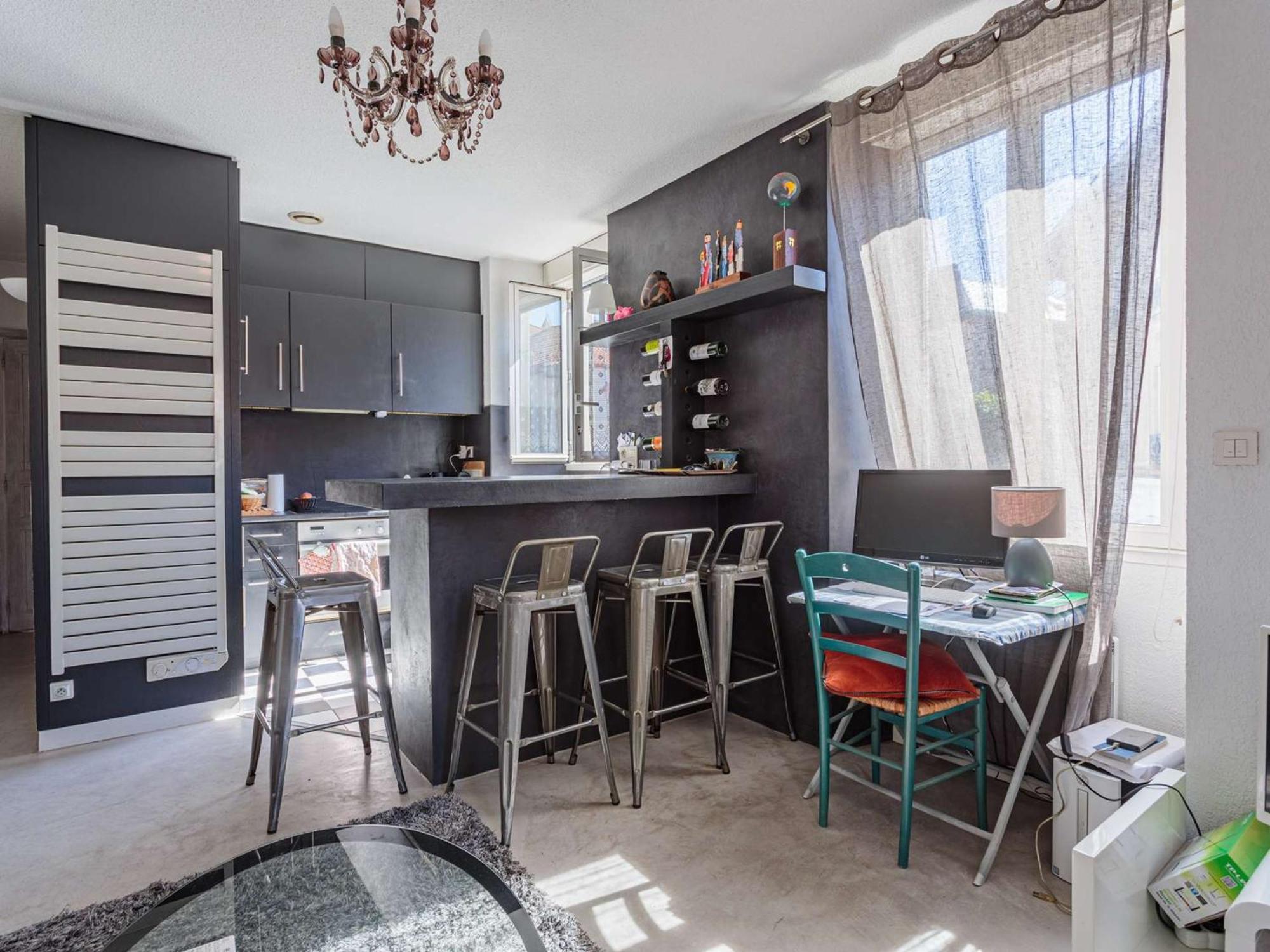 Apartment Cosy Au Coeur Des Halles De Biarritz, A 10 Min Des Plages, Avec Balcon Et Wifi Gratuit - Fr-1-3-609 *
