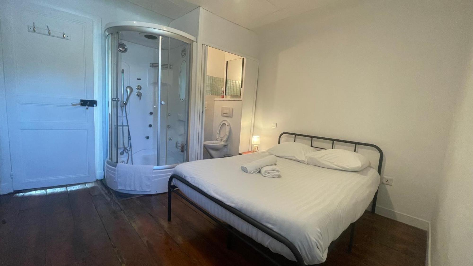 Hostel Le Doolies - Holiday