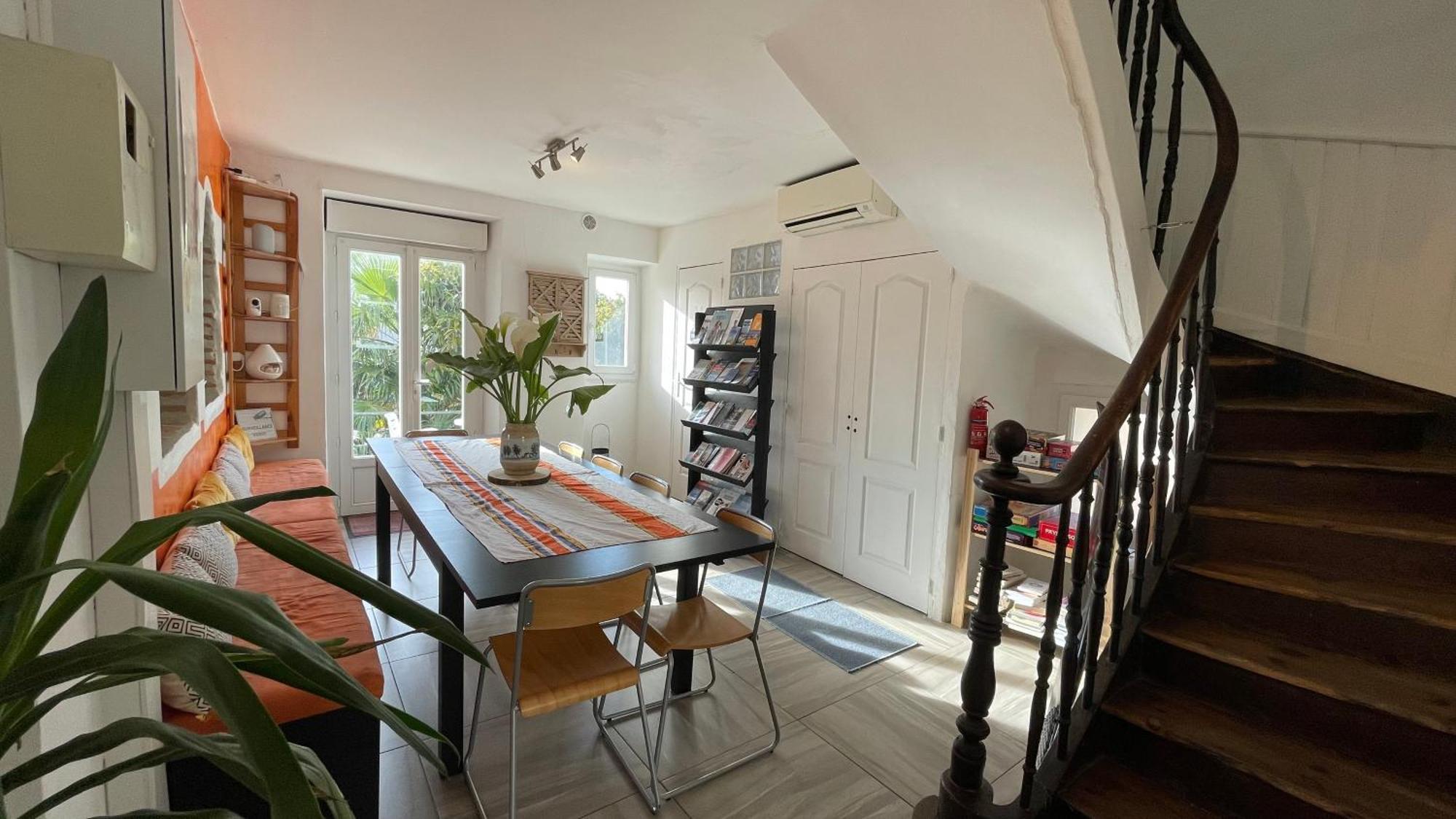 Le Doolies - Holiday Hostel Biarritz