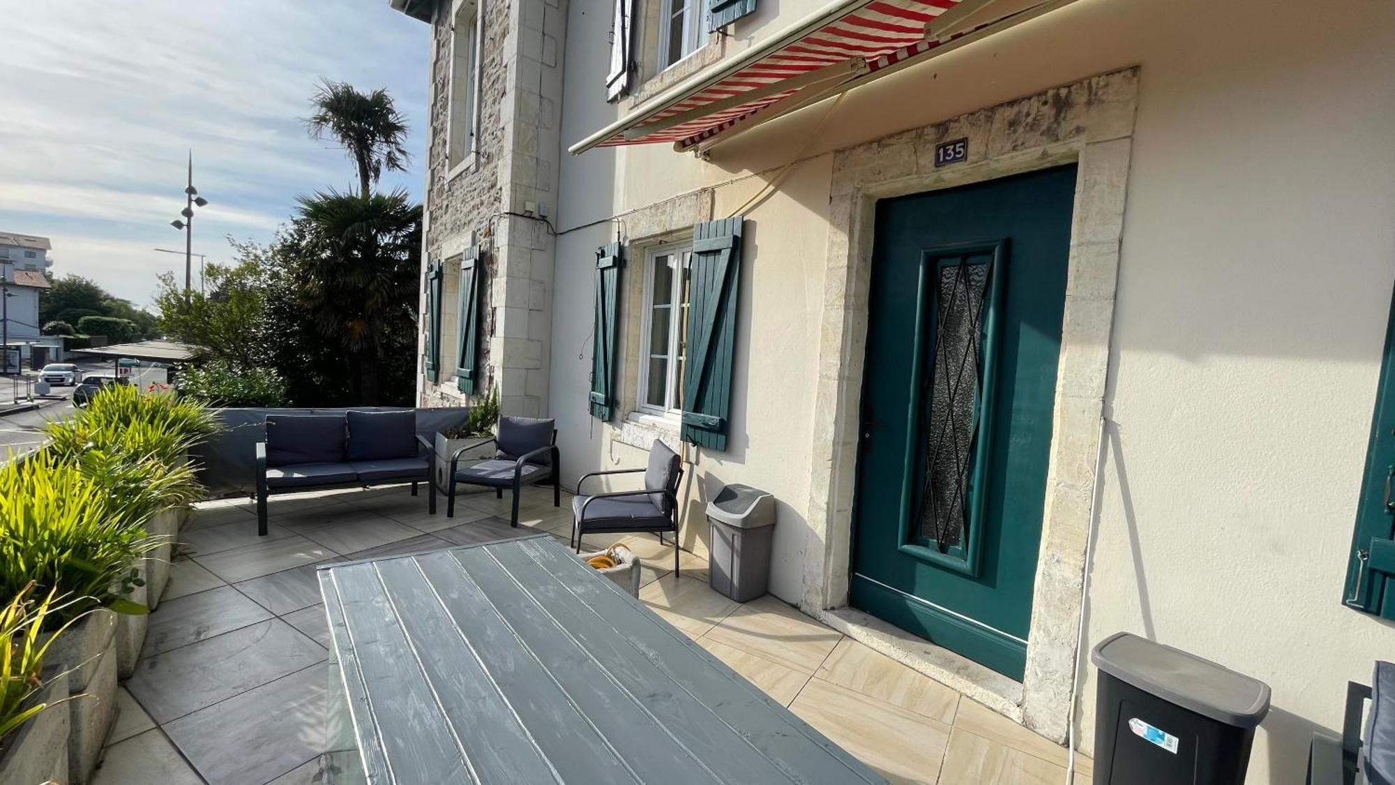 Hostel Le Doolies - Holiday