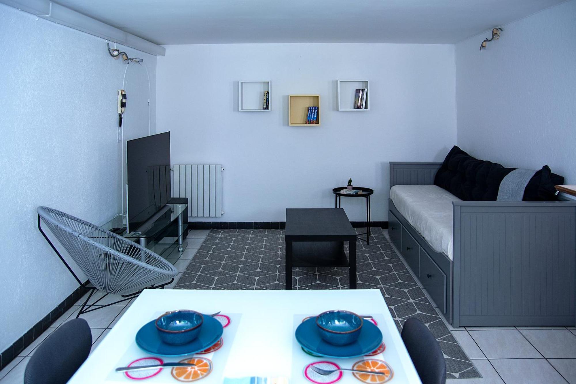 Apartment 2 Bed Flat At Our Neptune Biarritz