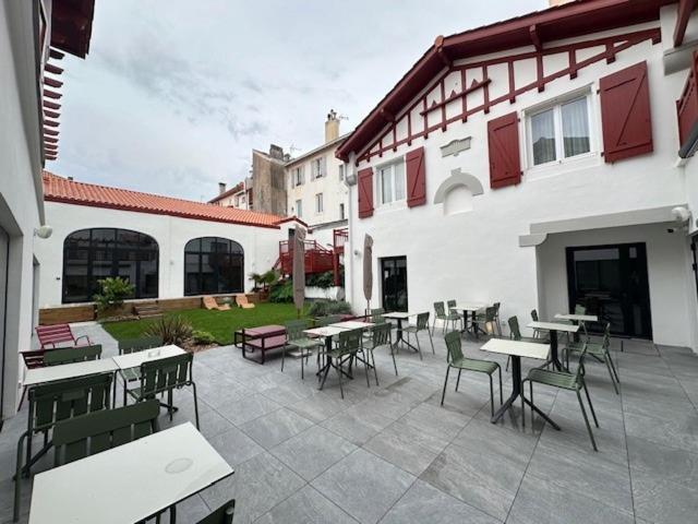Kemaris Aparthotel *