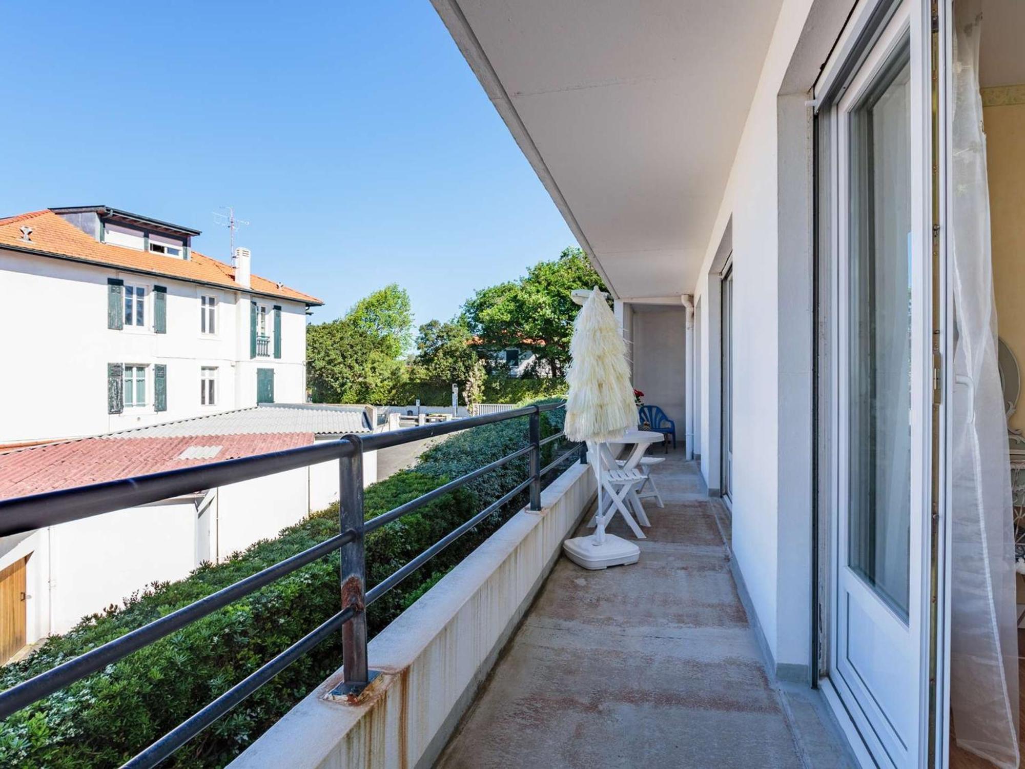 Cosy A Biarritz, Proche Des Commerces Et Plages, Avec Parking Et Balcon - Fr-1-3-607