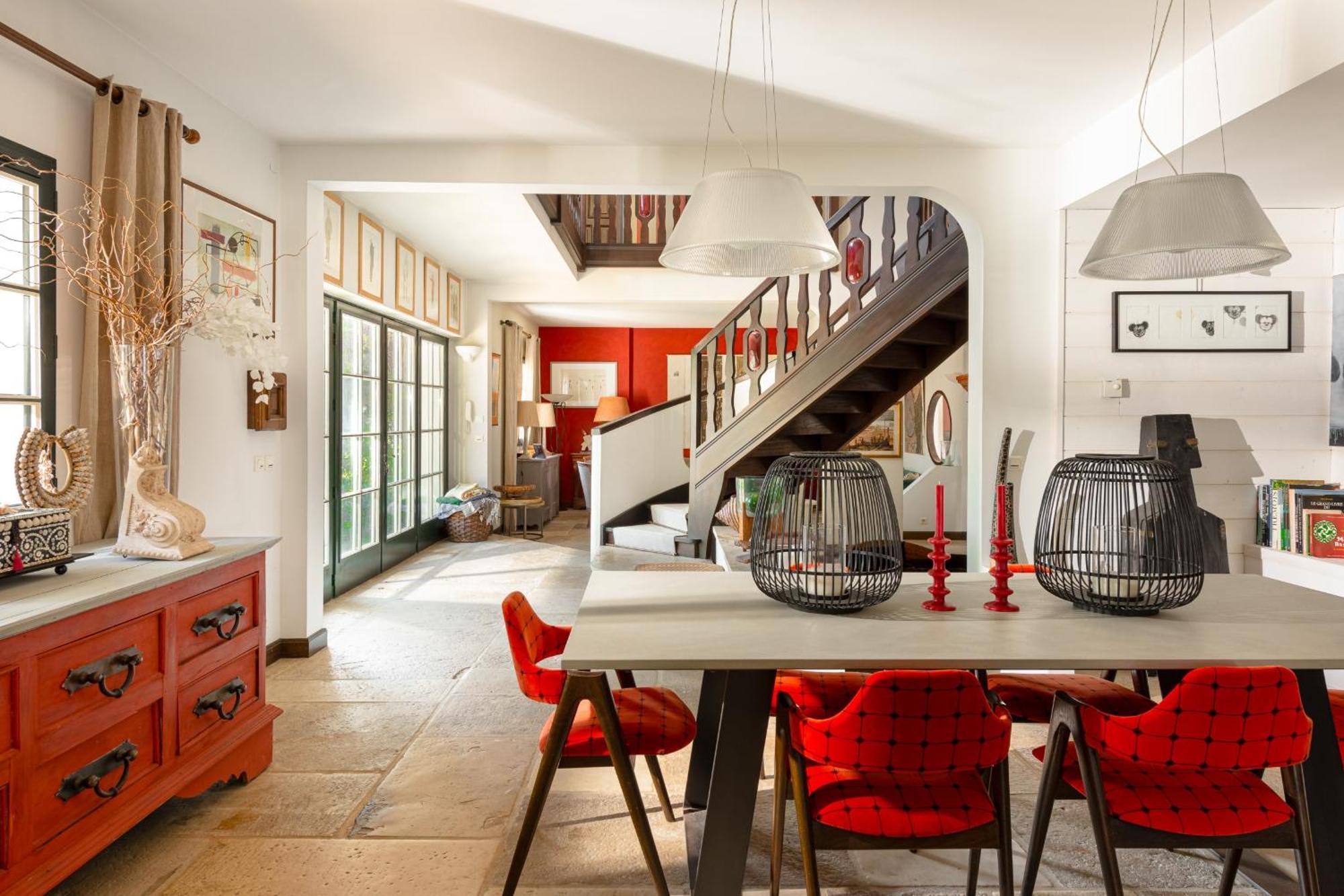 Galerna -keyweek House With Heated Swimming Pool Holiday home *