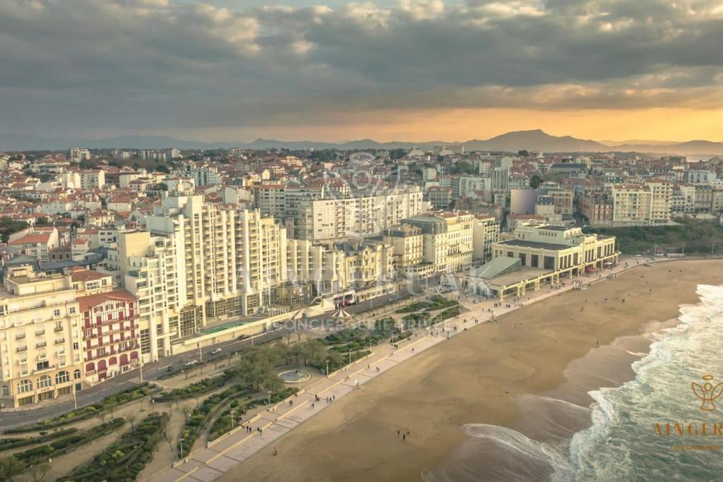 Grande - Avec Balcon - Victoria Surf Apartment *