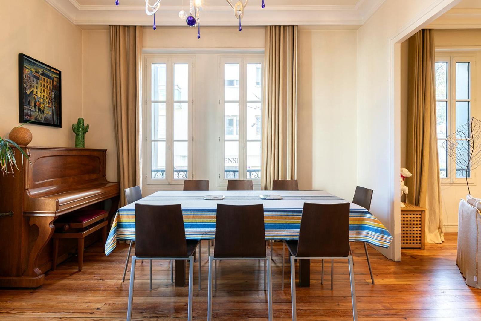 Holiday home Superbe Maison Familiale Avec Jardin Au Coeur De Biarritz