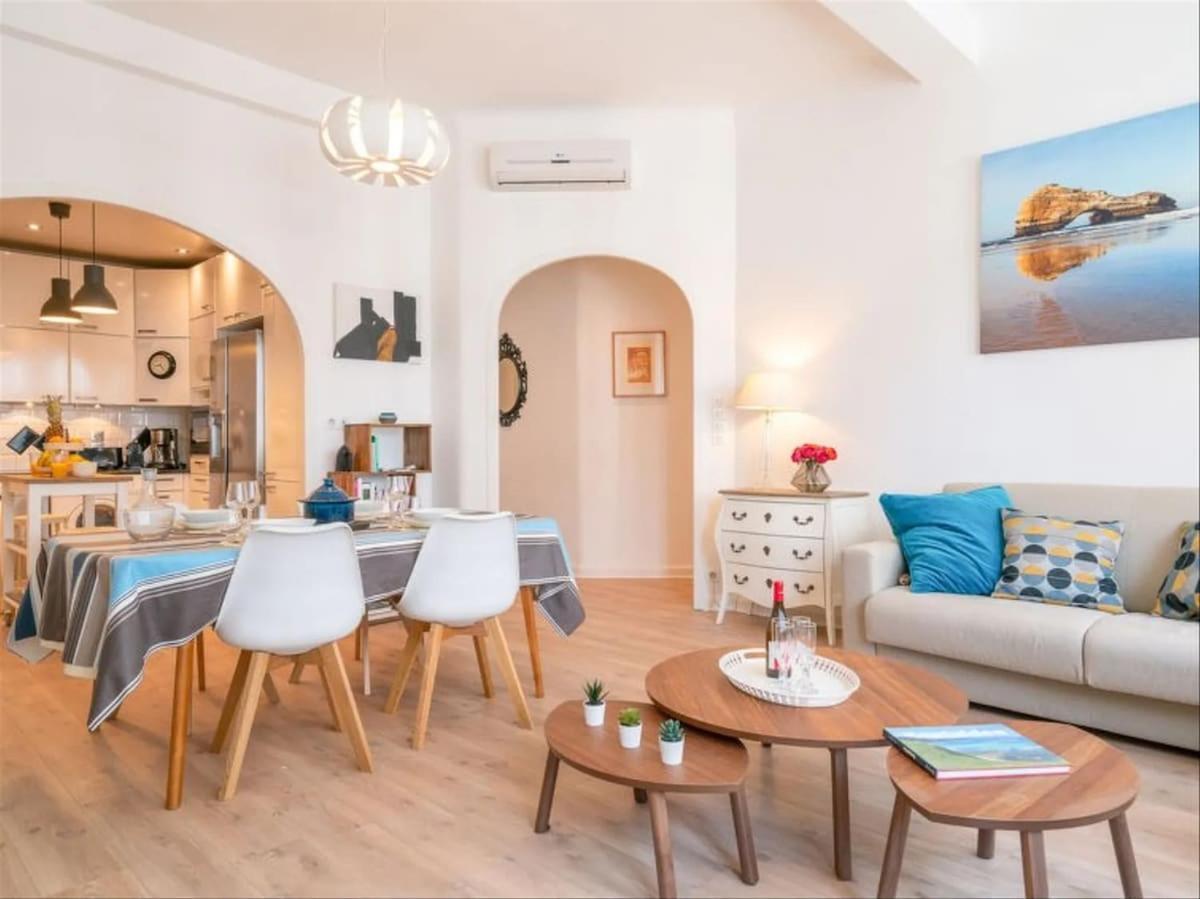 - Grande - Luxueux Pied A Terre Apartment