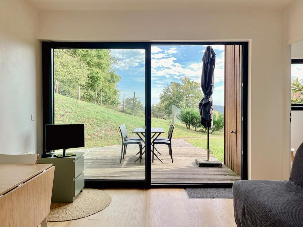 Quiet Villa, Sea And Mountain!