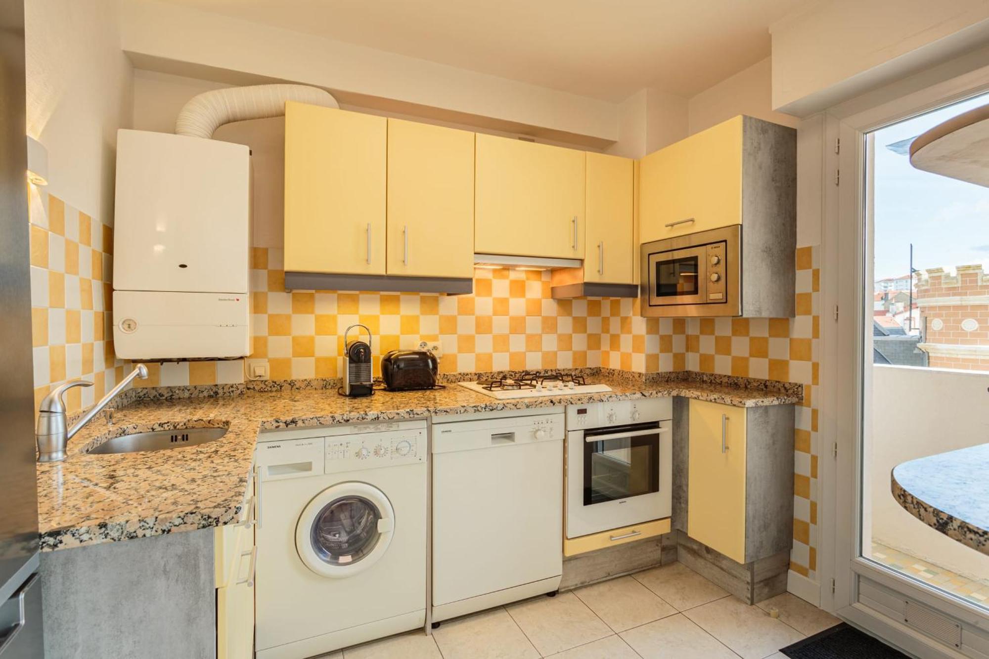 Ixelle - Welkeys Apartment Biarritz