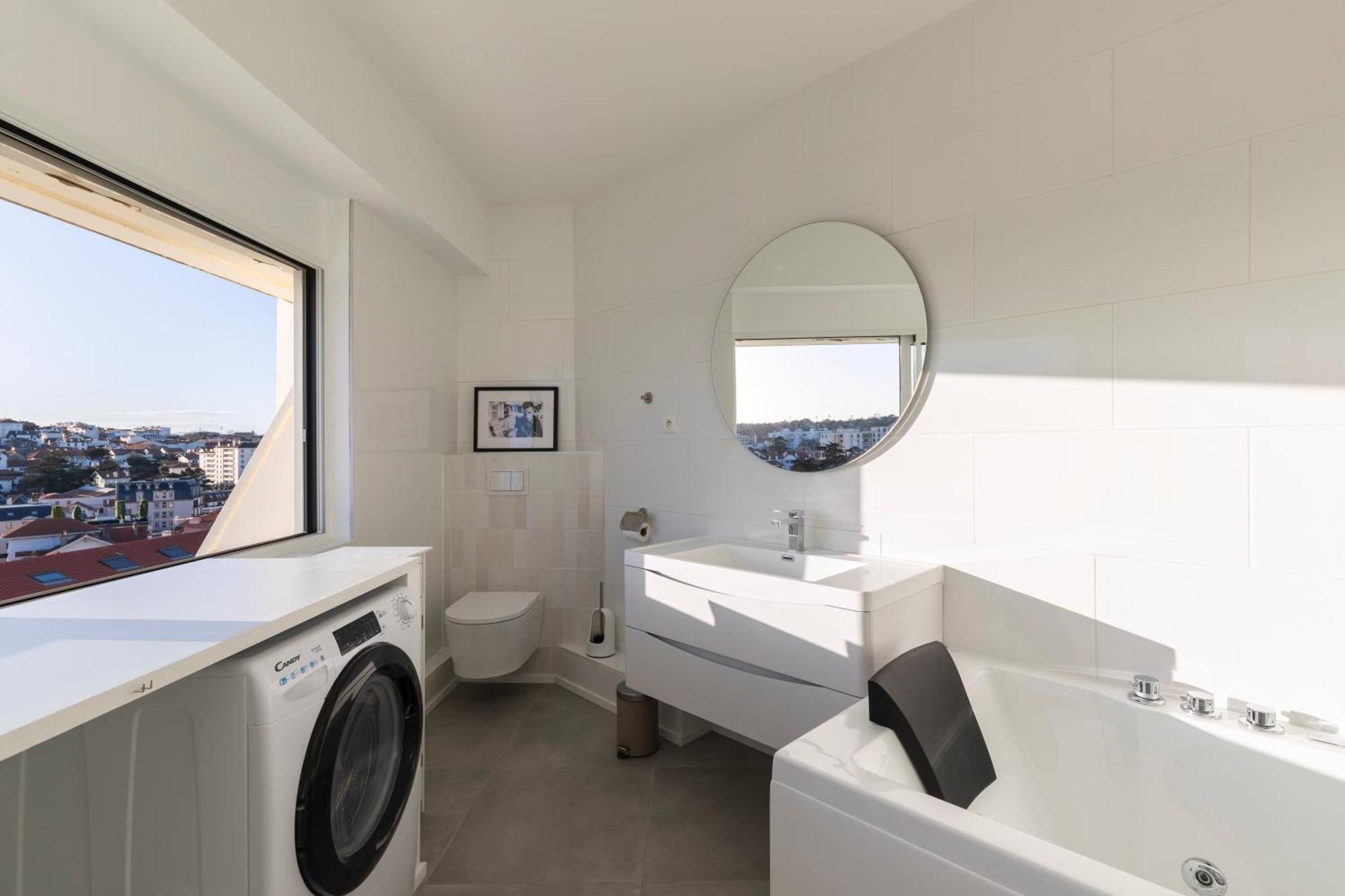 Duplex Panoramique Avec Vue Sur L'ocean Et Jaccuzi Apartment Biarritz