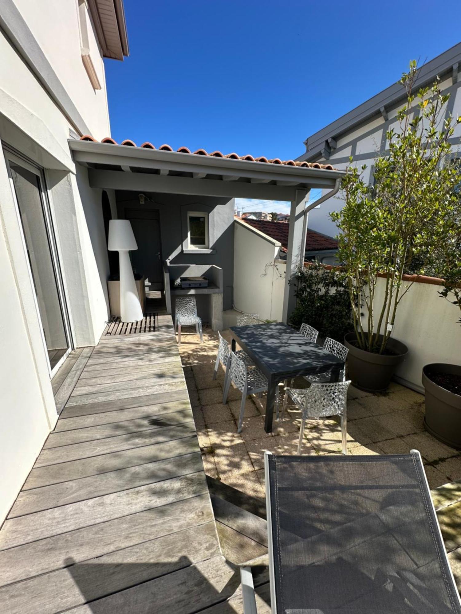 Belle Villa, Piscine Chauffee A 250m Des Plages *